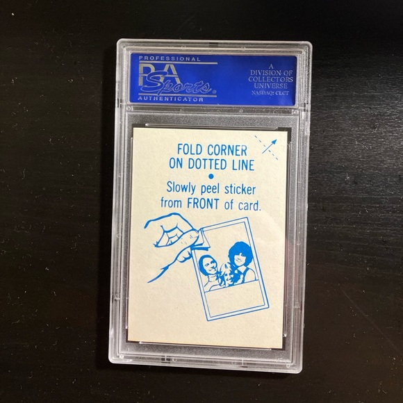 1978 Topps Three’s Company Pert Chrissy! Stickers #4 Suzanne Somers PSA Mint 9 - Picture 2 of 2